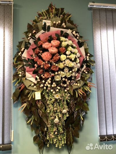 Венки траурные