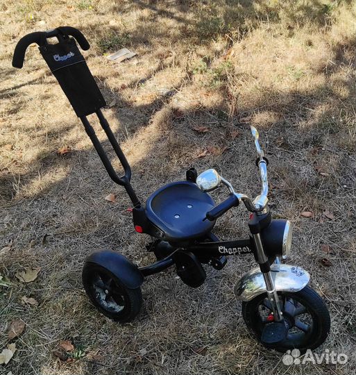 Велосипед трёхколёсный с ручкой