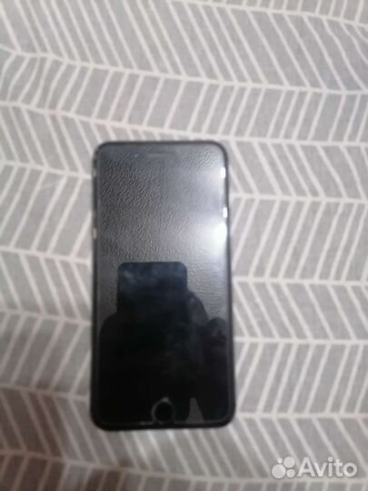 Телефон iPhone 8 plus