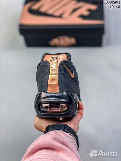 Кроссовки nike x syna world