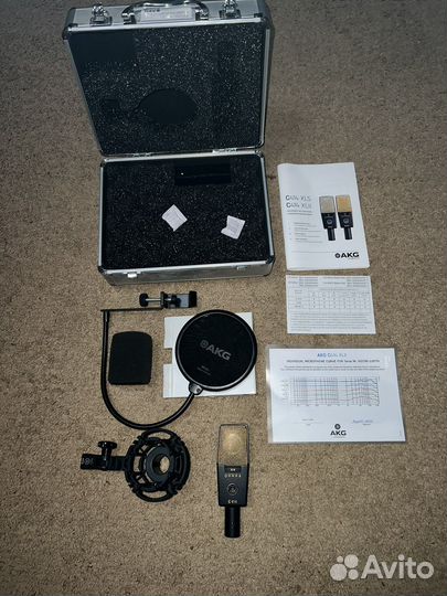 Студийный профессиональный микрофон AKG C414 xlii