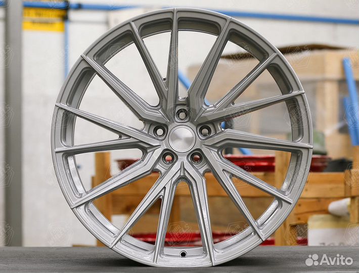 Кованые диски Mercedes E63 R20