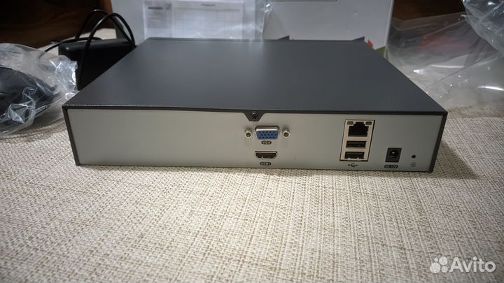 IP-Видеорегистратор Tantos TSr-NV04142