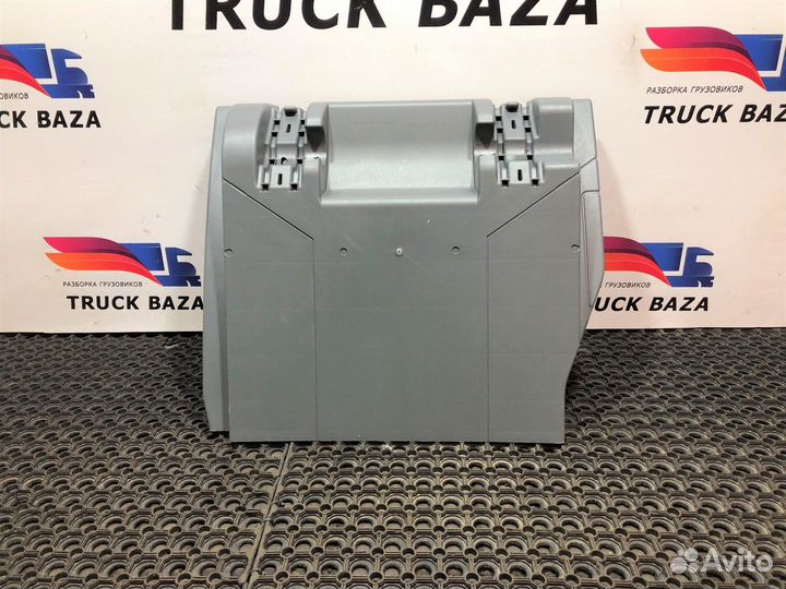 Крыло заднее задняя часть правое