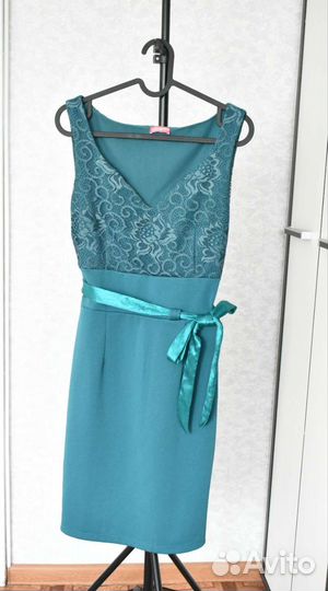 Платье вечернее