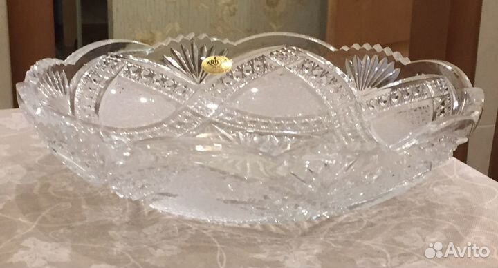 Хрустальная ваза для фруктов