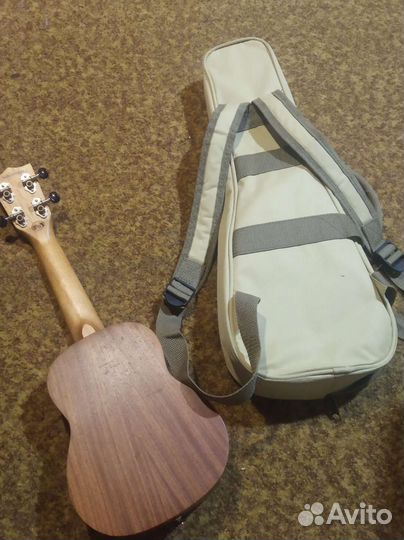 Укулеле flight