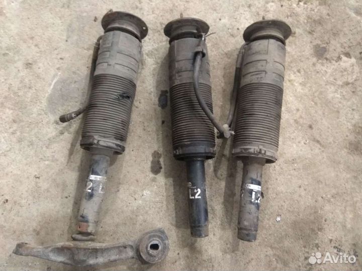 Стойка гидро подвески Mercedes w220