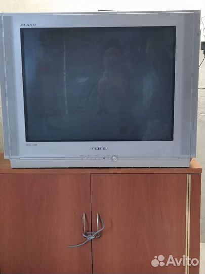 Телевизор samsung