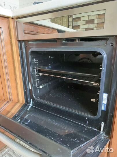 Духовой шкаф Hotpoint Ariston