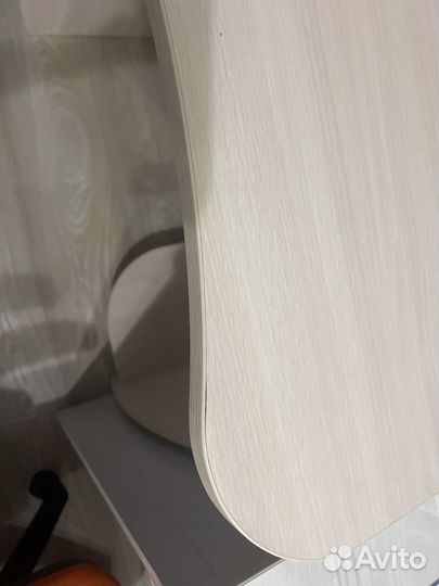 Стол писменный школьный