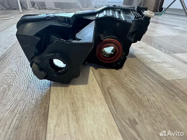 Правая противотуманная фара на polo gt