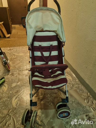 Прогулочная коляска трость
