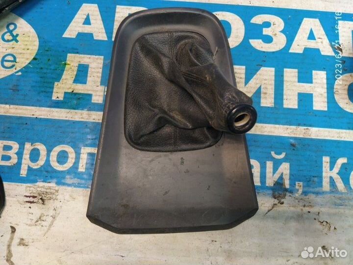 Кожух рычага МКПП Nissan Primera 01-08