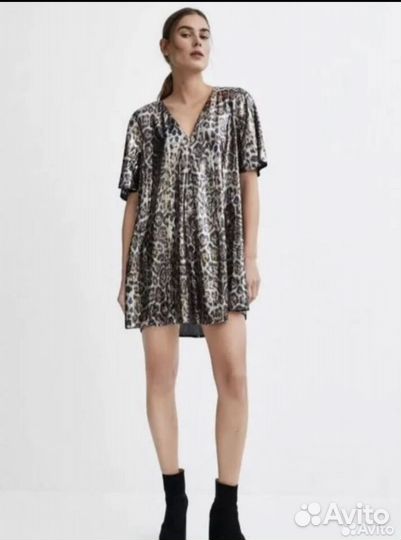 Платье- туника в пайетках Zara