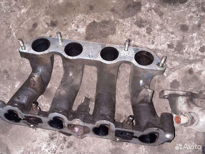 Впускной коллектор ford escort clx