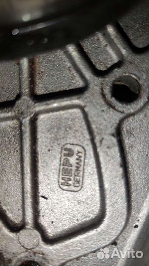 Помпа Hepu audi 100 2.6-2.8