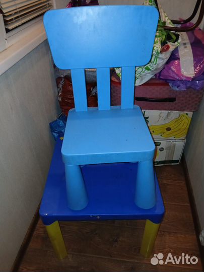 Детский стол и стул
