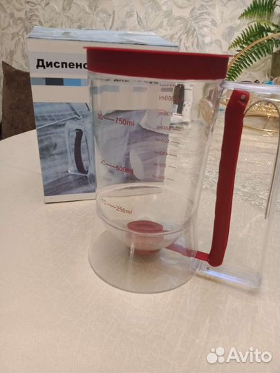 Диспенсер для теста
