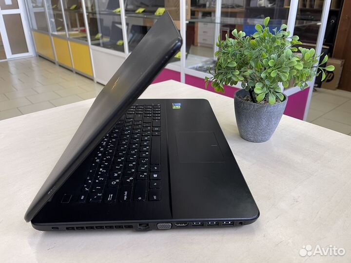 Большой ноутбук Asus/Core i5/8GB/GeForce/SSD