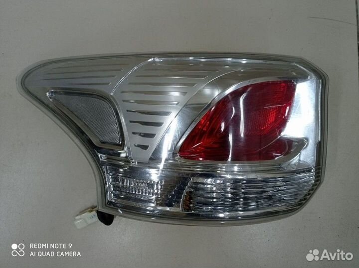 Фонарь задний левый Mitsubishi Outlander