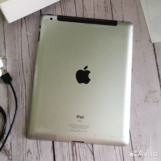 iPad 2 Wi Fi + Cellular и 64 Гб