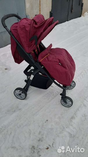 Прогулочная коляска