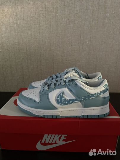 Nike Dunk Low ESS 