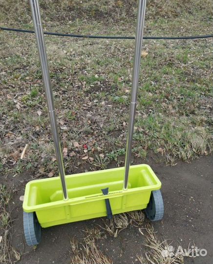 Сеялка разбрасыватель газона, удобрения