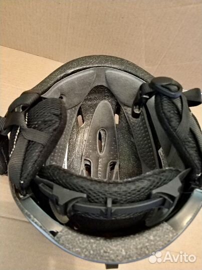 Шлем защитный Salomon горные лыжи/сноуборд