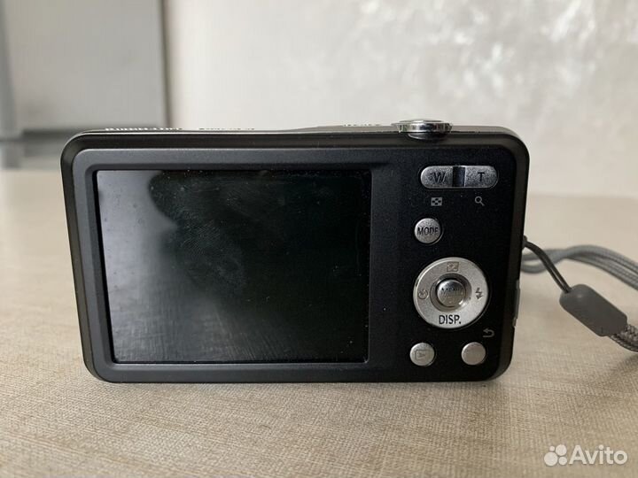 Компактный фотоаппарат