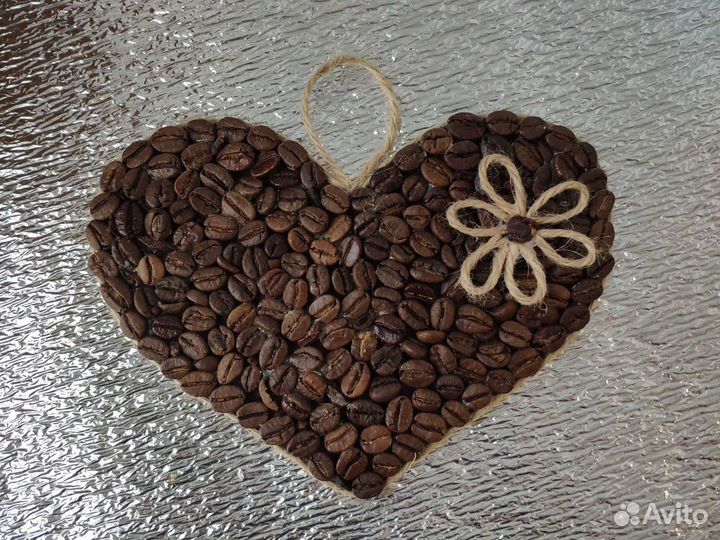 Подарки и сувениры из кофейных зерен