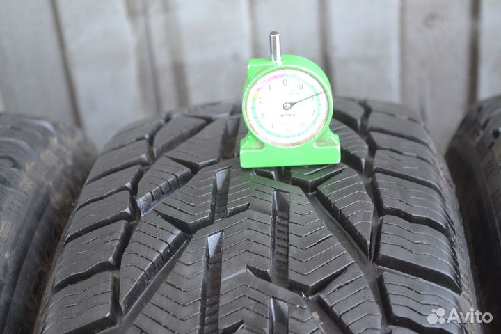 Kormoran Snow 205/60 R16 96H