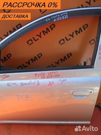 Стекло двери переднее левое Toyota Vitz SCP10