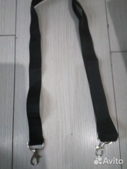 Караоке колонка блютузНовая микрофон и пульт