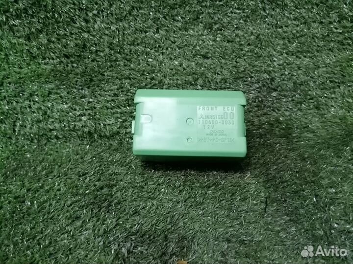 Блок реле MR515500 Mitsubishi Lancer Airtrek Outla