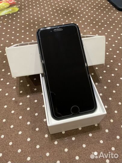iPhone 7, 32 ГБ