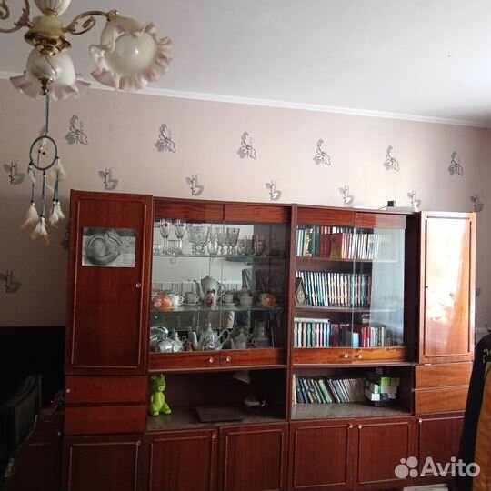 Стенка в гостиную б/у