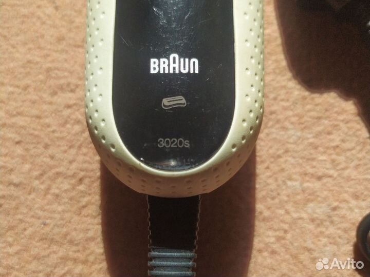 Бритва электрическая Braun 3020s