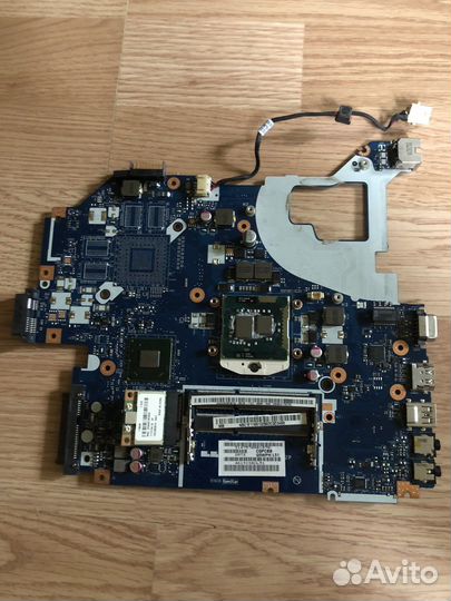 Материнская плата с процессором