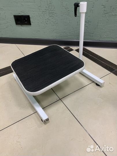 Педикюрная подставка для ног бу