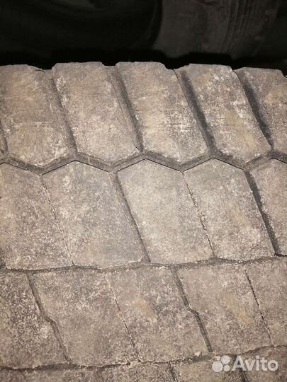 Грузовая шина 315/70 22,5