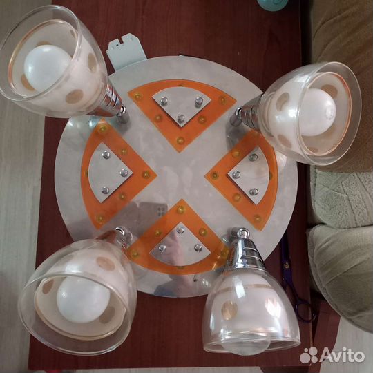 Люстра потолочная