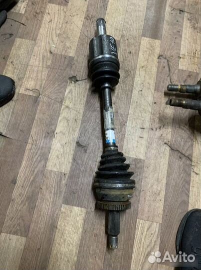 Привод левый Kia Sorento D4CB