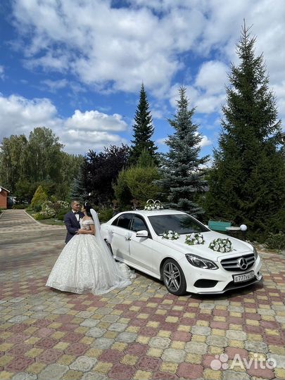 Свадебные украшения на машину