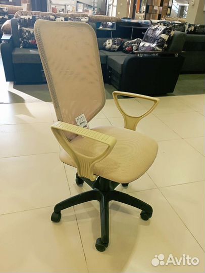 Компьютерное кресло