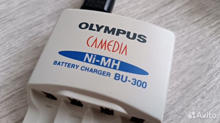 Зарядное устройство Olympus