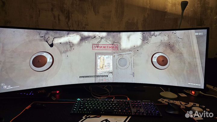 Samsung Odyssey Neo G9 + ergotron HX Monitor Arm