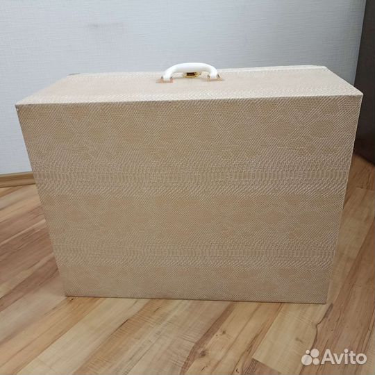 Сундук интерьерный