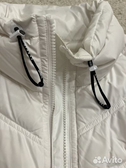 Жилет новый Marccain